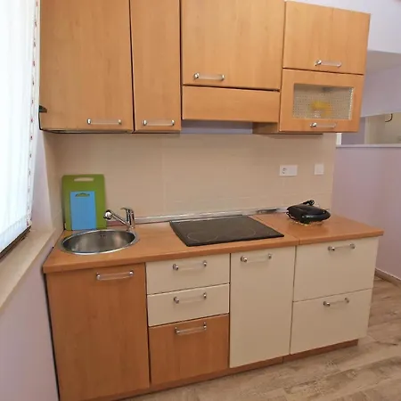 Fuer 3 Personen Ca 30 Qm In Cervar-porat, Istrien Istrische Riviera Apartment Porec