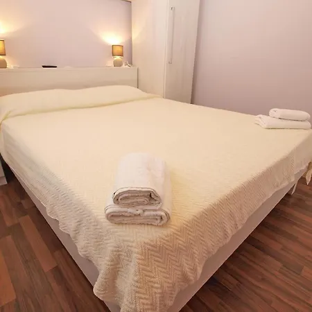 Fuer 3 Personen Ca 30 Qm In Cervar-porat, Istrien Istrische Riviera Apartment