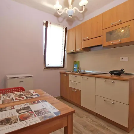 Fuer 3 Personen Ca 30 Qm In Cervar-porat, Istrien Istrische Riviera Porec